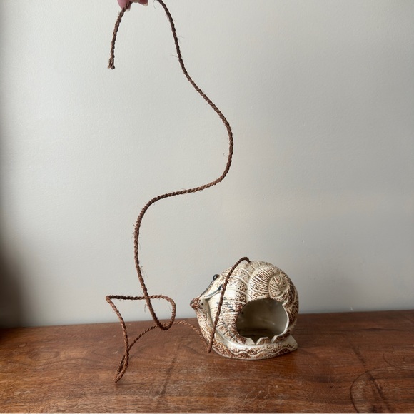 Vintage Ceramic Snail Figurine Hanging Shell Bird House or Planter Cottagecore - Picture 3 of 9